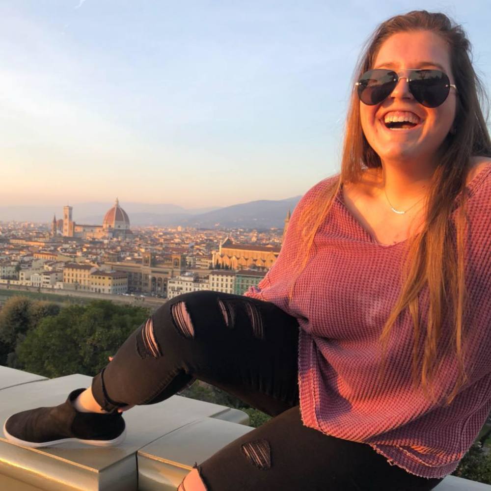 Meet your Posher, Libby
